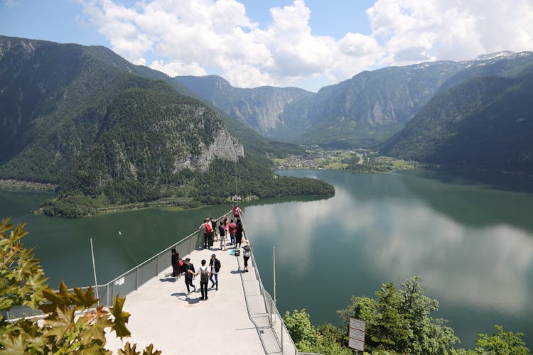 Hallstatt half-day trip from Salzburg by bus