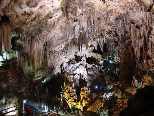 NERJA-CUEVA.jpg