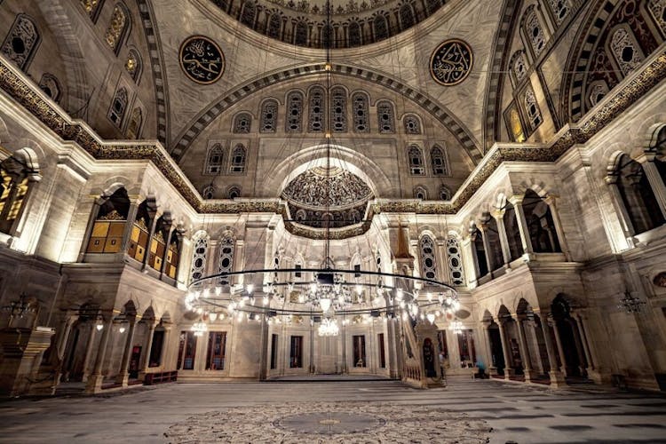 Half day Morning Ottoman Splendors tour, including the Blue Mosque