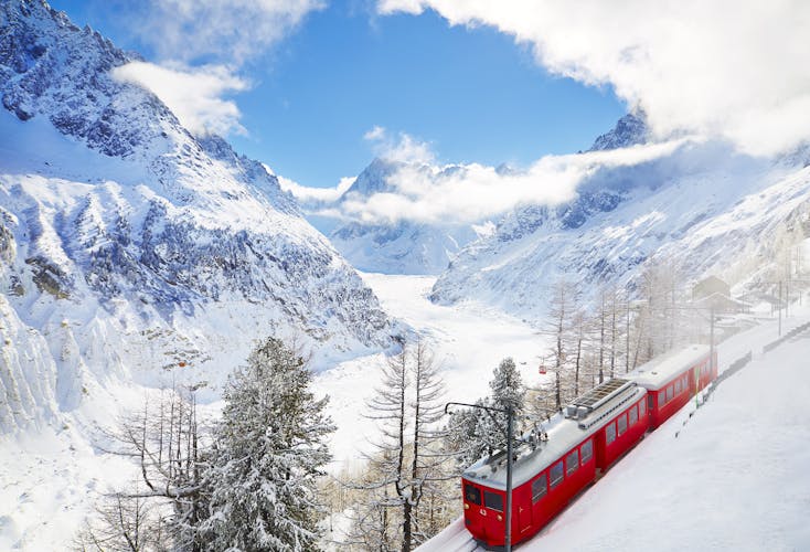 Guided day trip to Chamonix with cable car and mountain train from Geneva