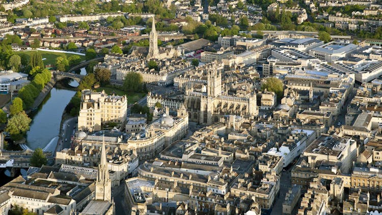 Tootbus hop-on hop-off Bath discovery tour