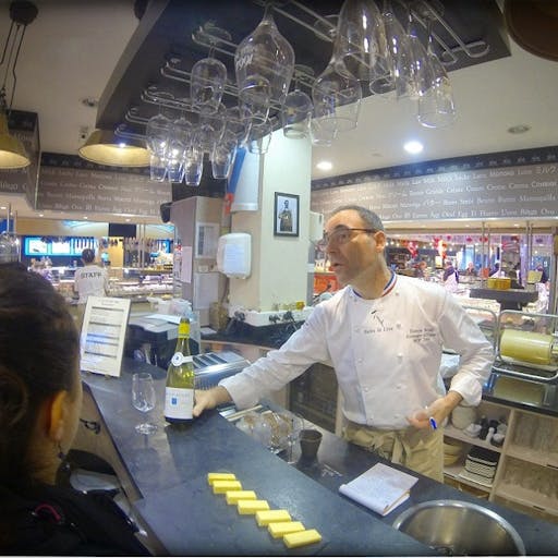 halles-de-lyon-paul-bocuse-visite-degustation.jpg