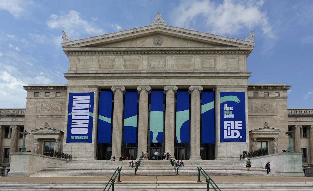 FieldMuseum_exterior.jpg