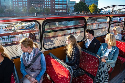 Hamburg hop-on hop-off bus and Alster lake tour_4.JPG