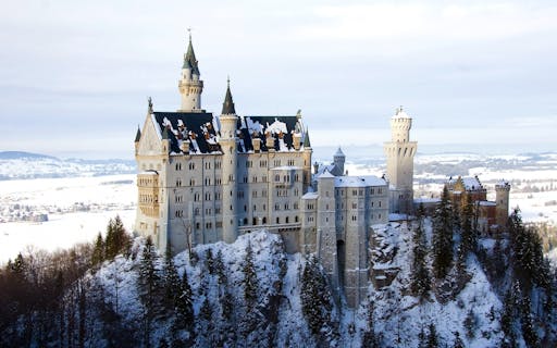 neuschwanstein-701732.jpg