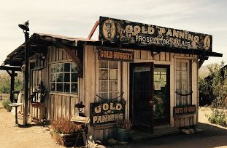 Apache Trail with Dolly Steamboat day tour from Phoenix