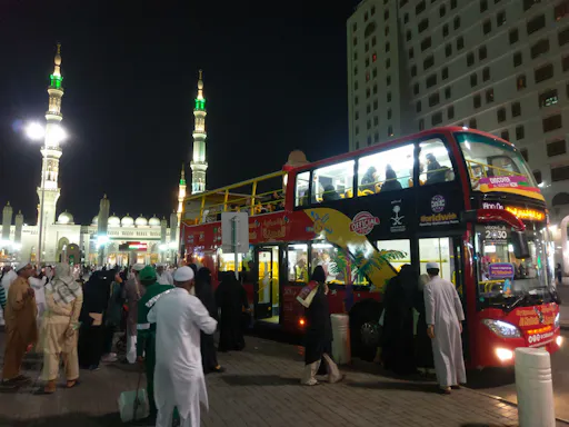 Al-Madinah-05.jpg