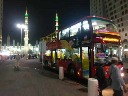 Al-Madinah-06.jpg