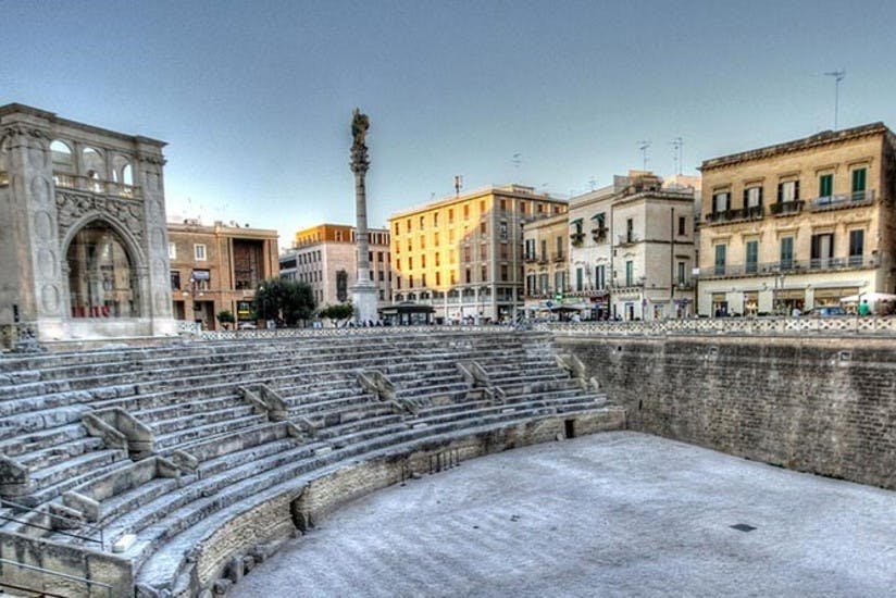anfiteatro e sedile Lecce.jpg
