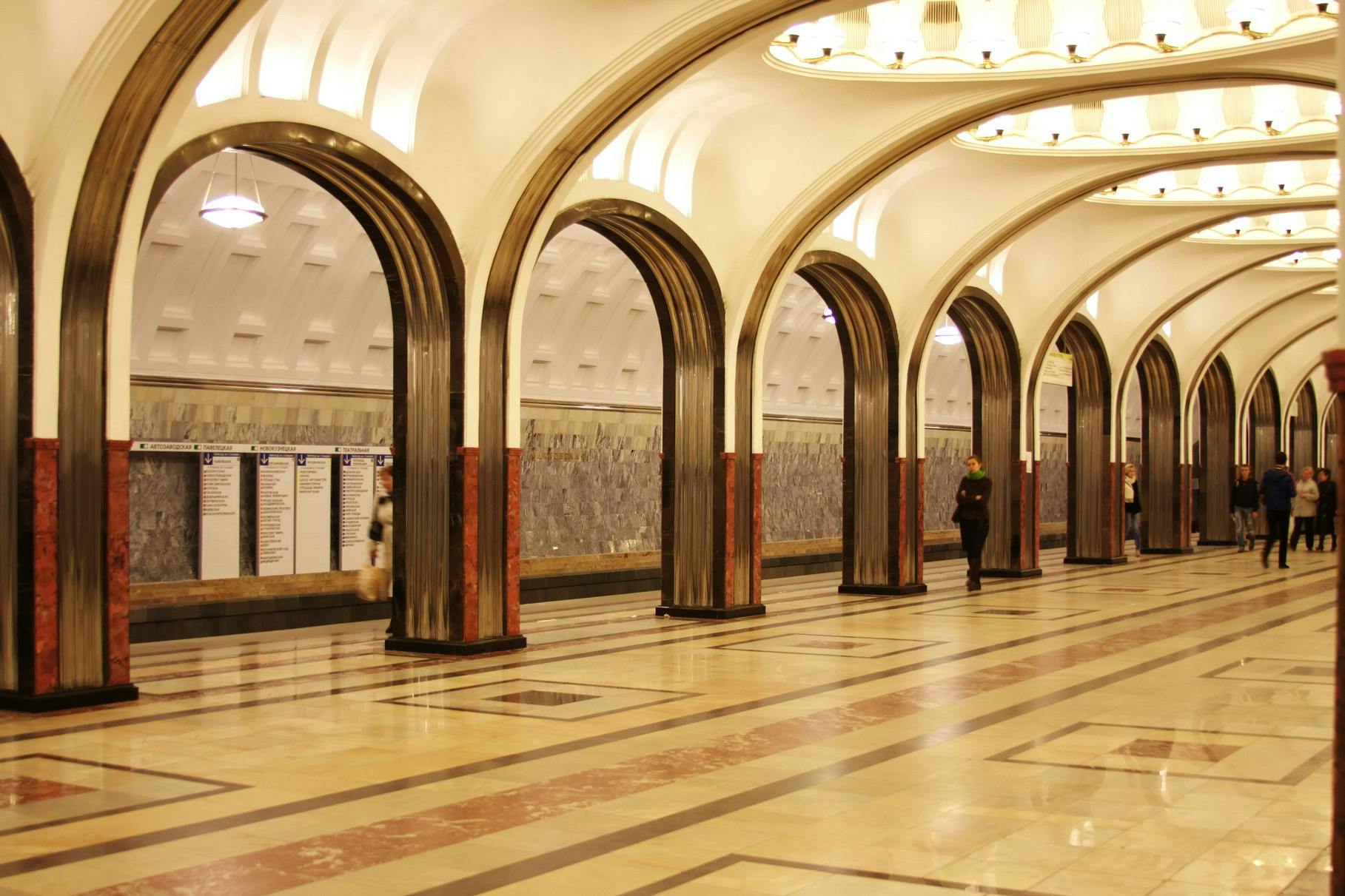 moscow_metro_tour01.jpg
