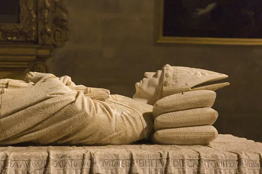 Seville cathedral 2.jpeg