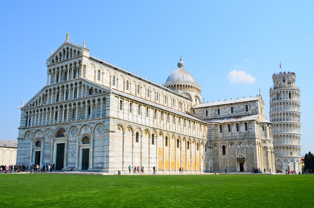 Copia di Pisa, Piazza dei miracoli, with the leaning tower.jpg