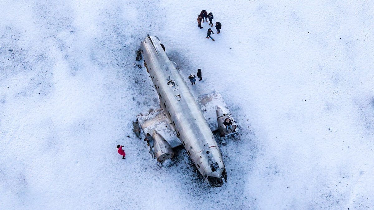 Shuttle to DC3 plane wreck 2.jpeg