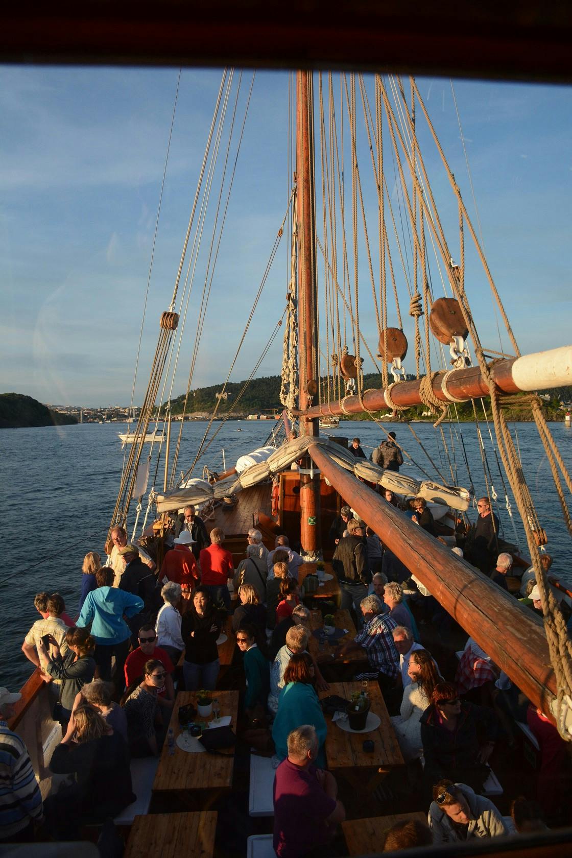 Fjord evening cruise with shrimp buffet 3.JPG