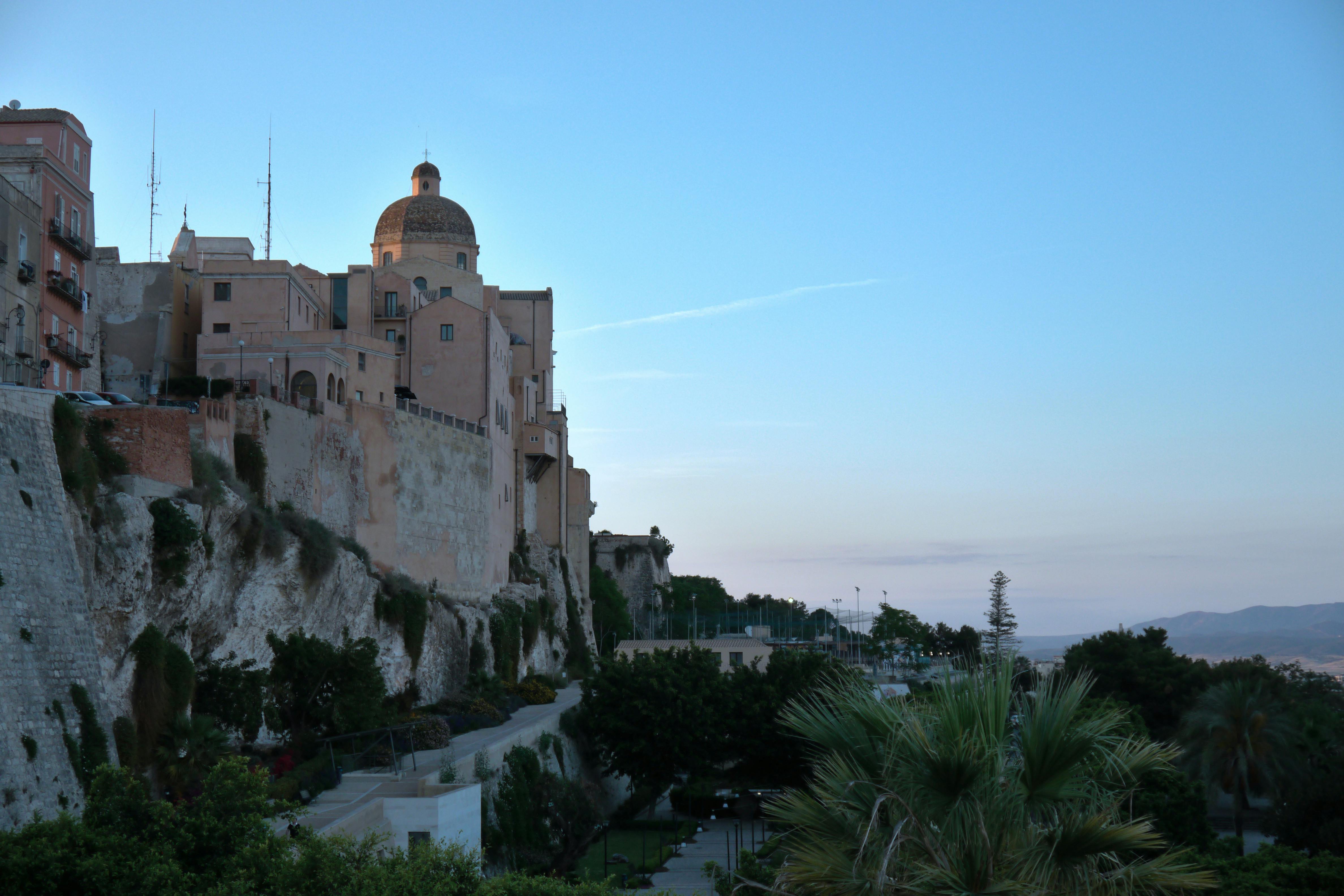 La Cattedrale dal Bastione.jpg