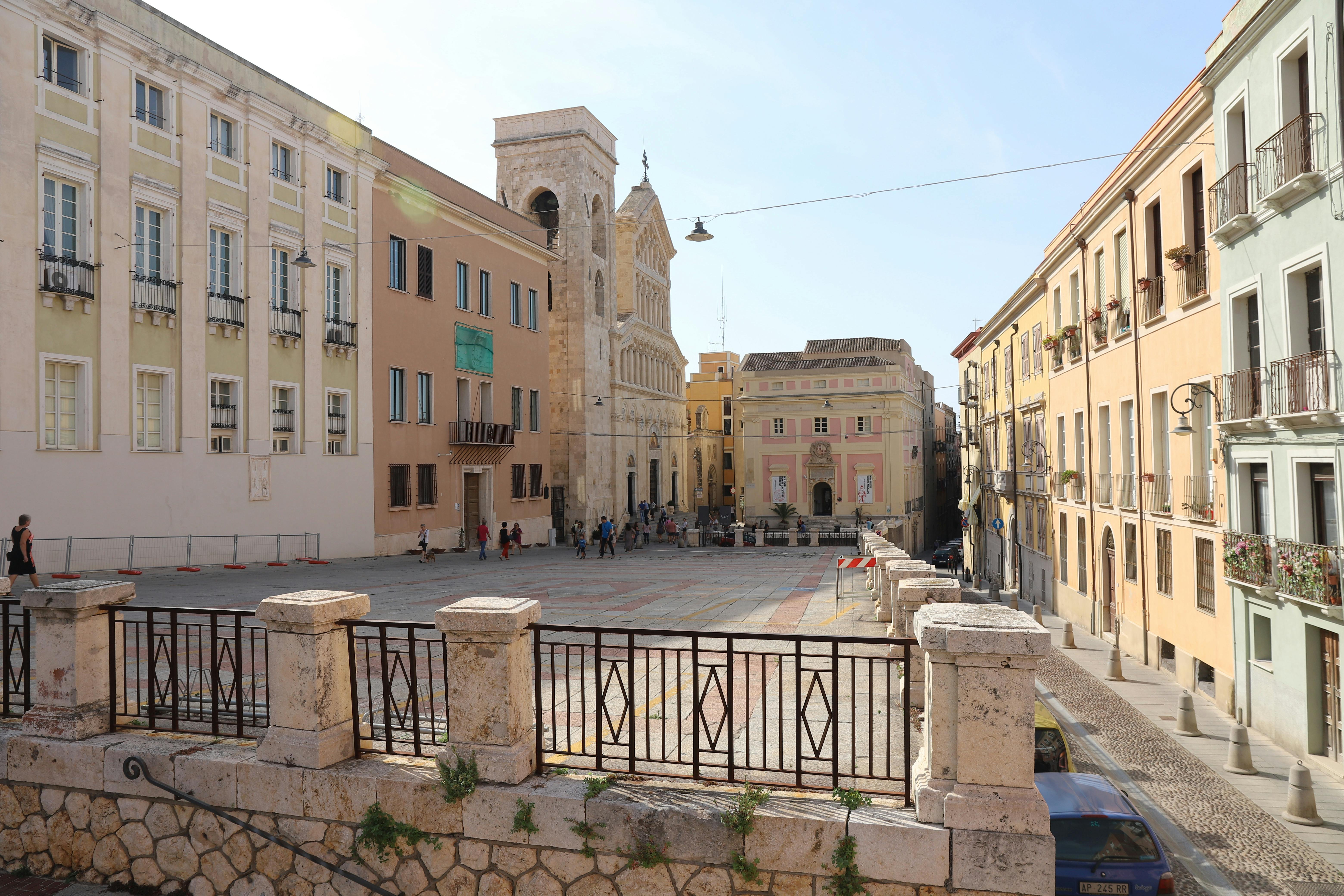 Piazza Palazzo.JPG