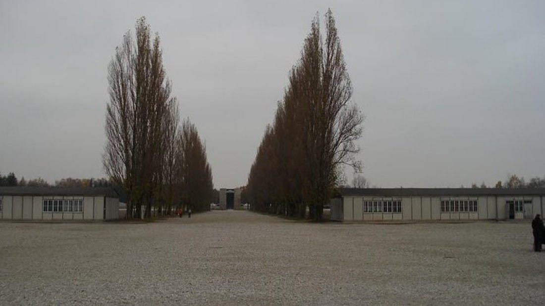 Dachau Private Tour 02.jpg