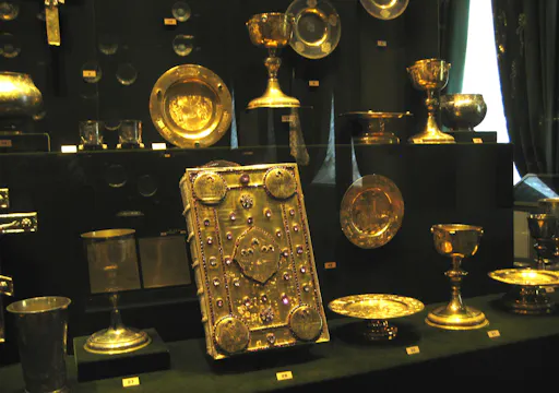 Kremlin including Armory and Diamond Fund 04.jpg