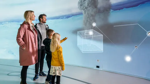 City sightseeing tour with visit to Wonders of Iceland and the northern lights.jpeg