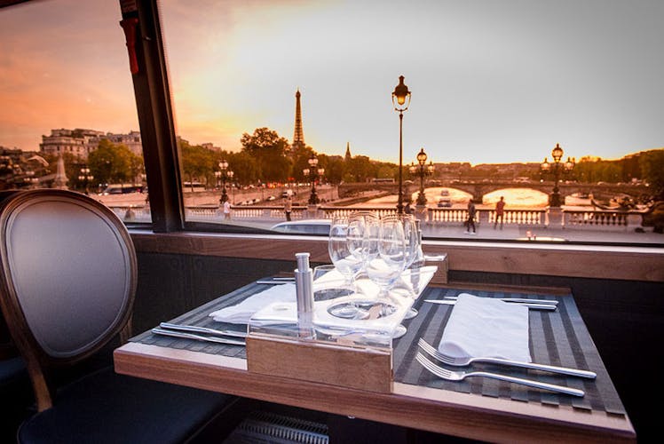 Gourmet dinner aboard the Bustronome in Paris
