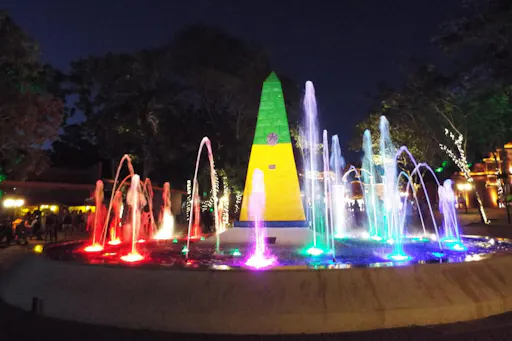 Landmark of the Three Frontiers 3.jpg