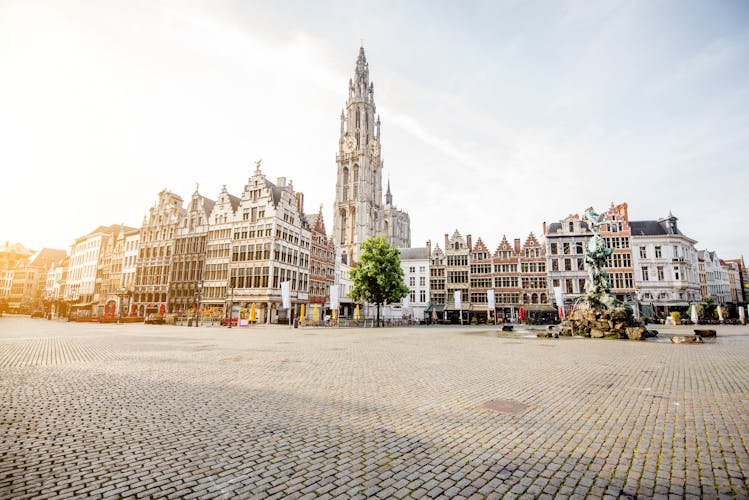 Historic Antwerp private walking tour