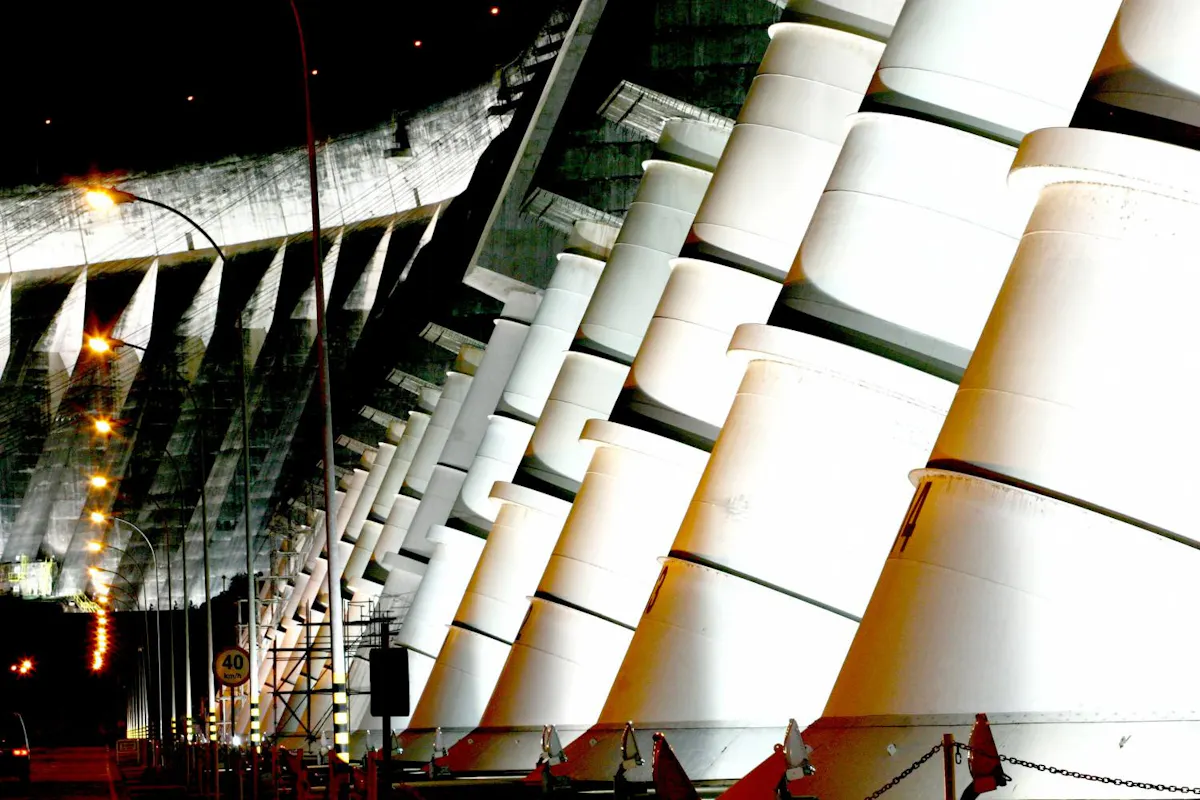 Itaipu evening tour 2.jpg