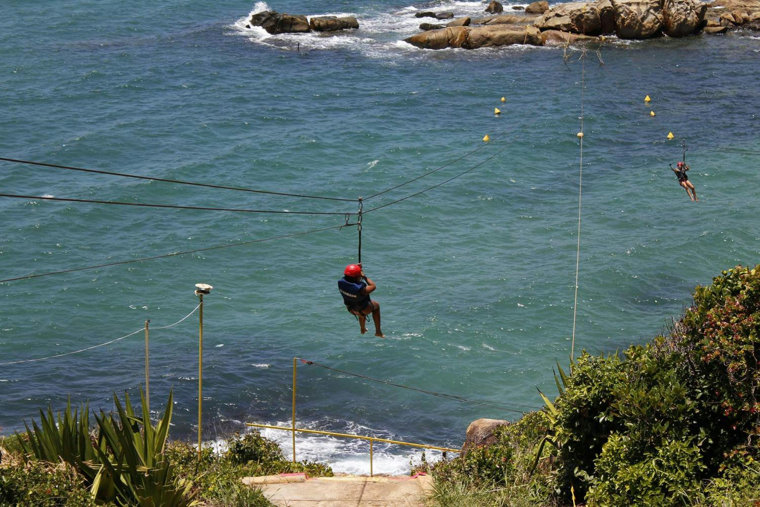 Calhetas beach zipline.jpg