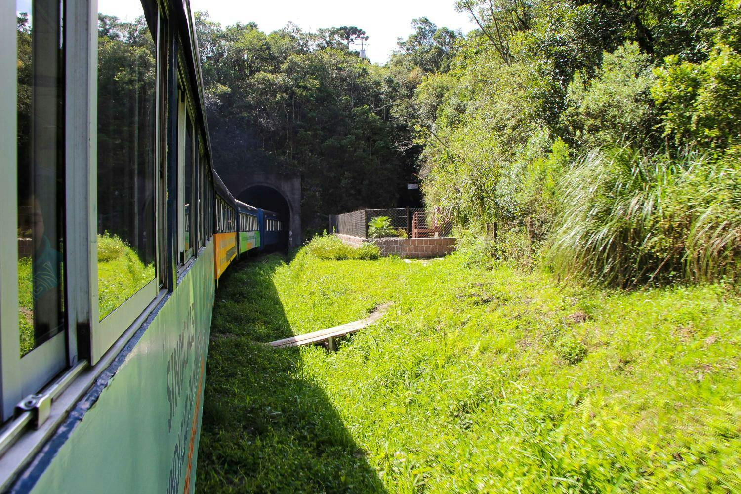 Morretes Brazil railway 1.jpg
