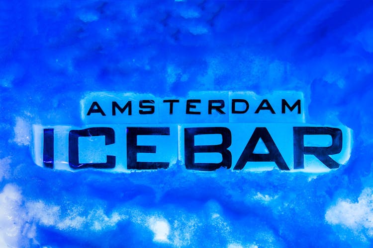Amsterdam XtraCold Icebar entrance ticket and 1-hour canal cruise