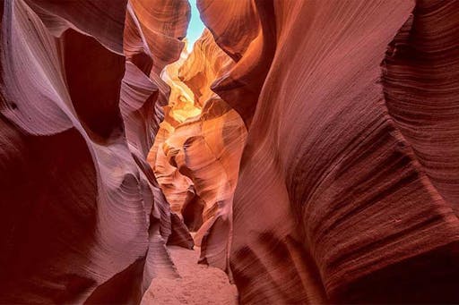antelopeCanyon_3_750.jpg
