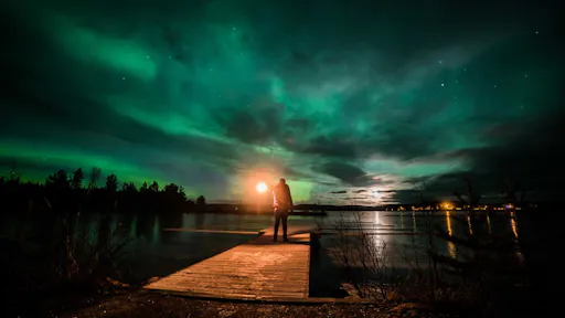 Discover the Northern Lights in a photography tour 3.jpeg