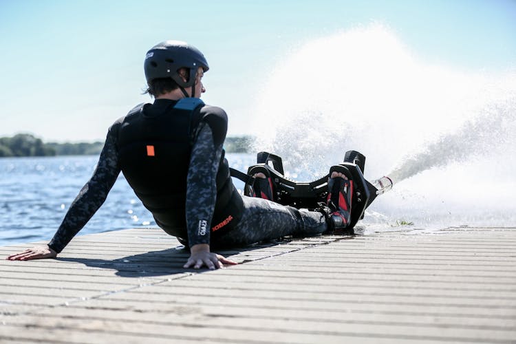 20 minutes flyboard, hoverboard or jetpacking experience in Amsterdam