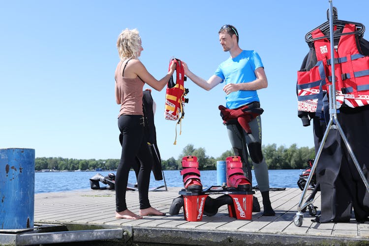 20 minutes flyboard, hoverboard or jetpacking experience in Amsterdam