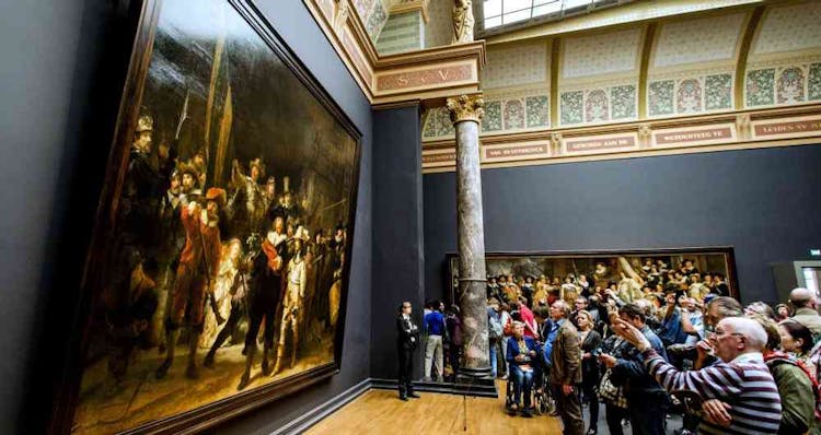 Better Rijksmuseum tour with certified guide
