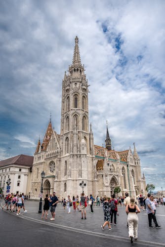 Budapest private 4-hour sightseeing tour by car