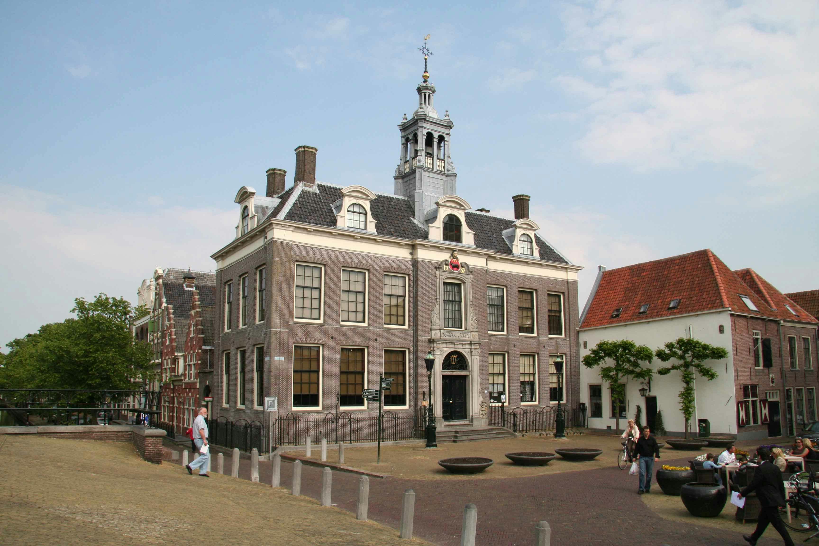 1. Edam Town Hall.jpg