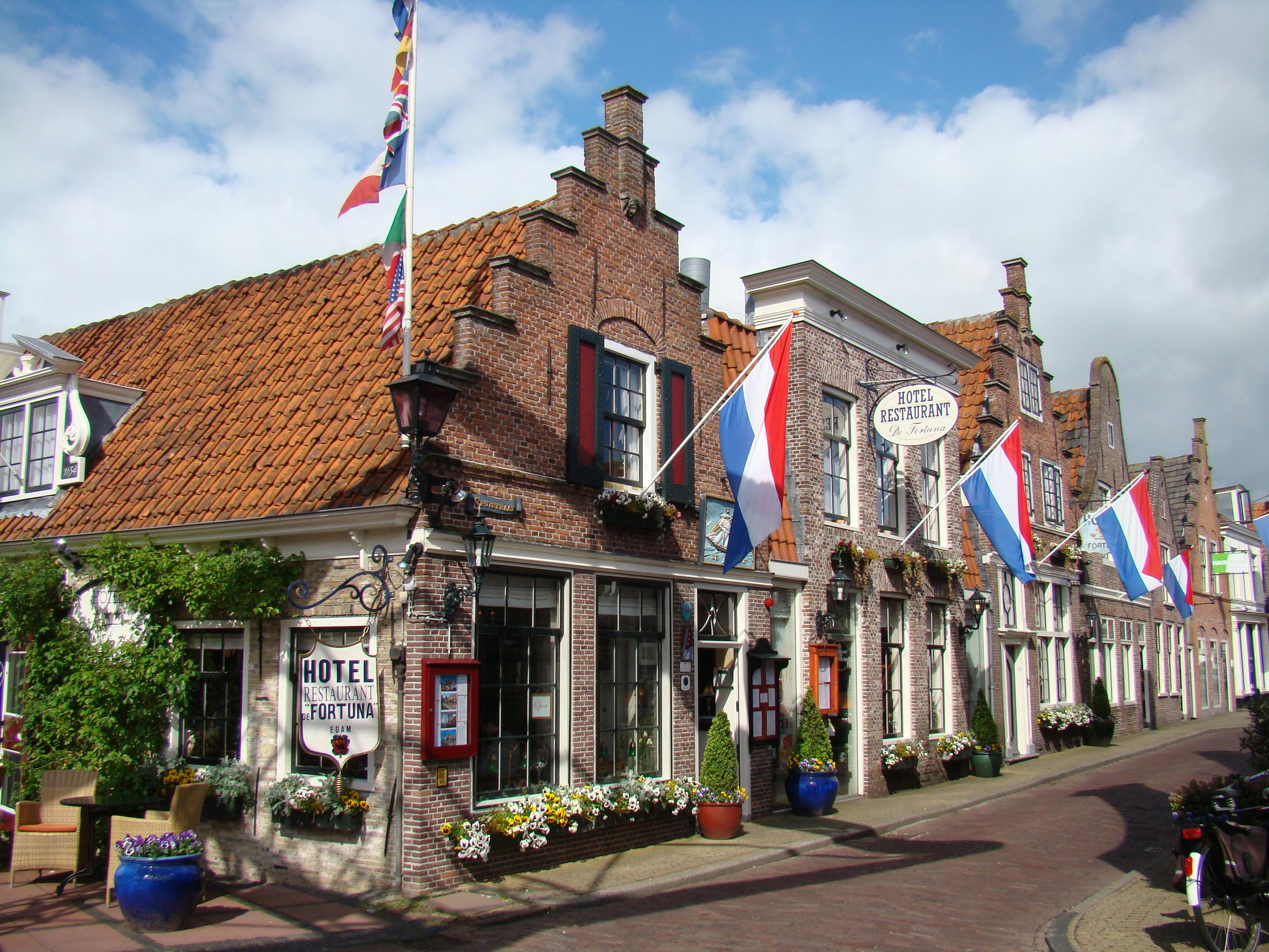 1. Edam.JPG