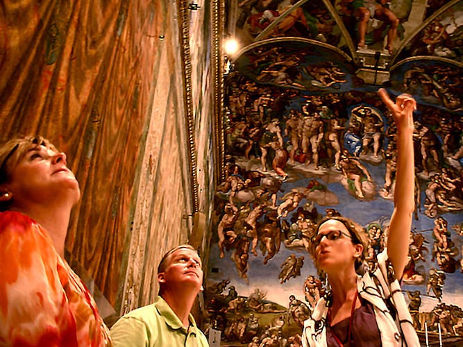 Sistine Chapel and Colosseum touch and go private tour