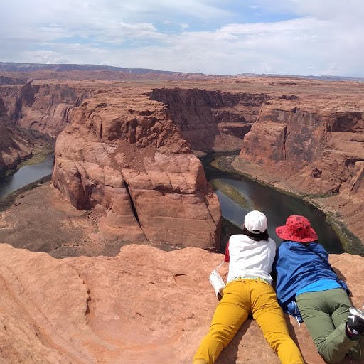Horshoe Bend People.jpg