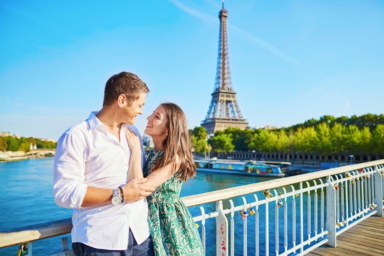 The Magic of Paris tour from London
