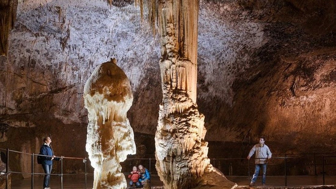 Enchanting Ljubljana and Postojna Caves Small-Group Tour from Zagreb 01.jpg