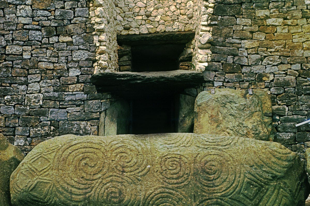 Boyne Valley, Newgrange (1).jpg