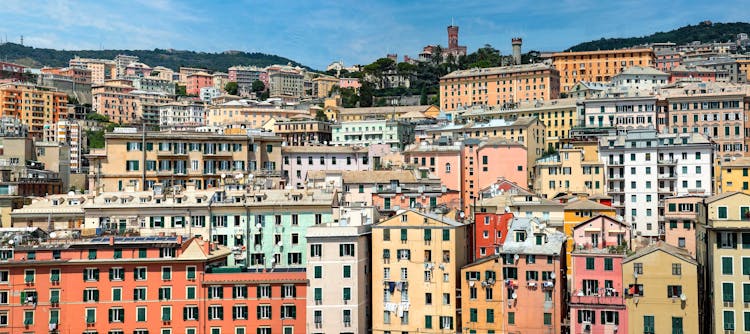 Private walking tour of Genoa and its music