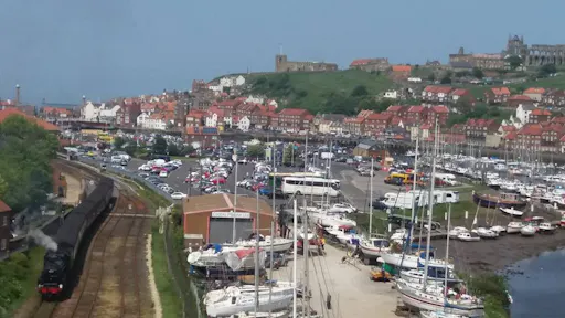 Whitby-Steam-Train2.jpg
