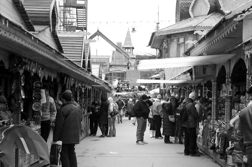 izmaylovo-flea-market.jpg
