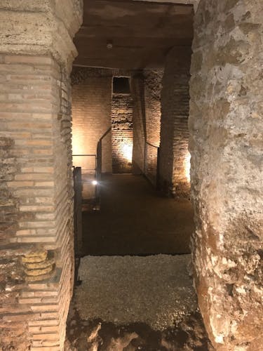 Navona underground reserved hosted entry