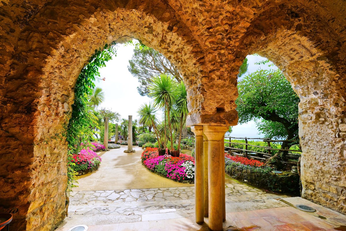 Exploring Ravello.jpg