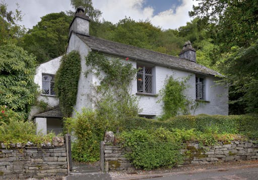 WORDWORTHS_DOVE_COTTAGE_shutterstock_152895395.jpg