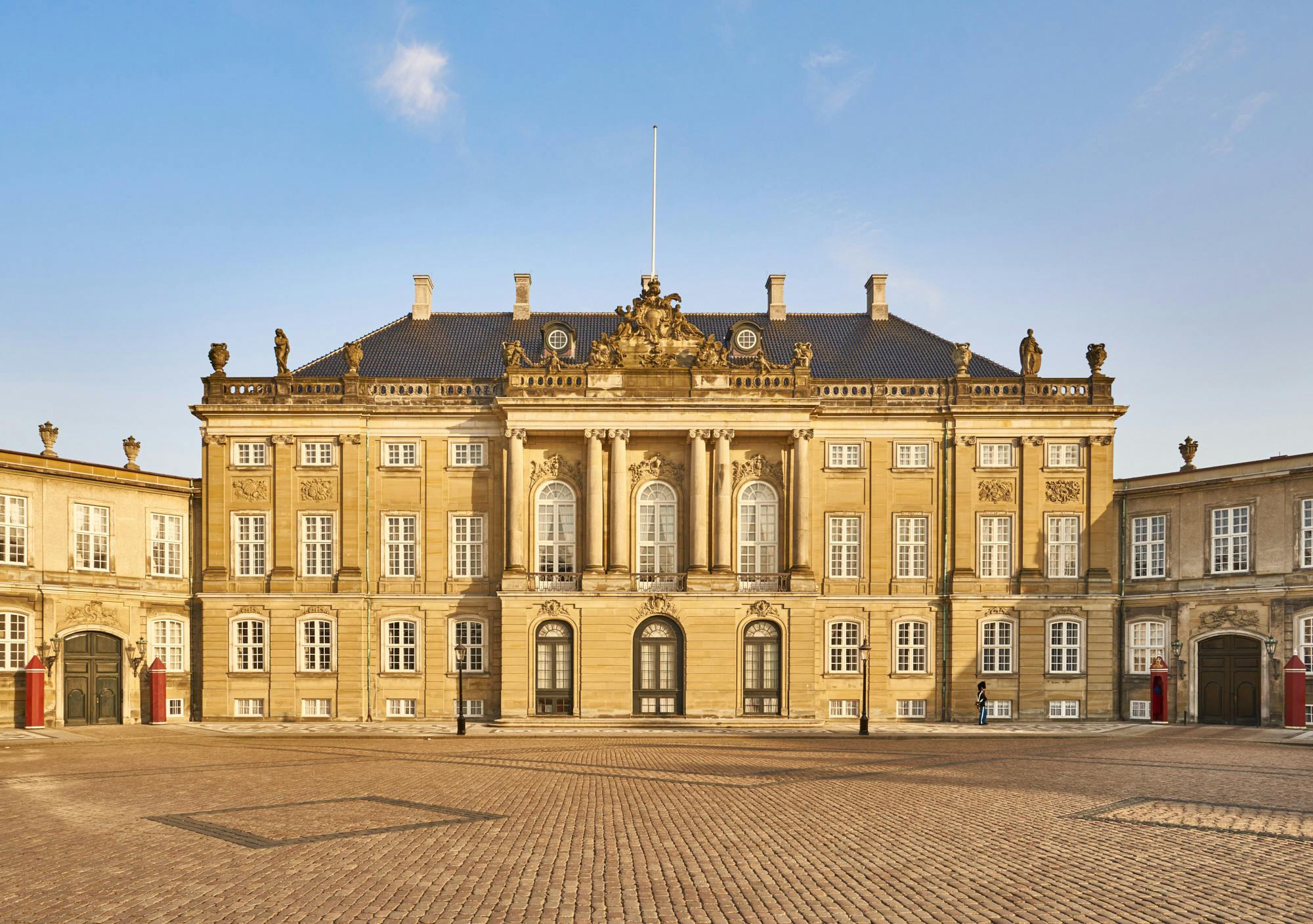 Discover the famous landmarks of Copenhagen (3).JPG
